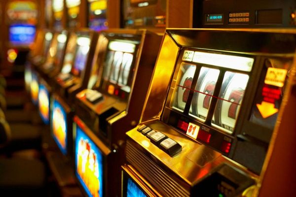 Развитие азартных игр. Игровые автоматы в истории