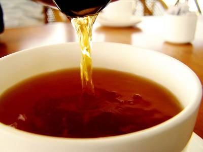 О полезных свойствах черного чая